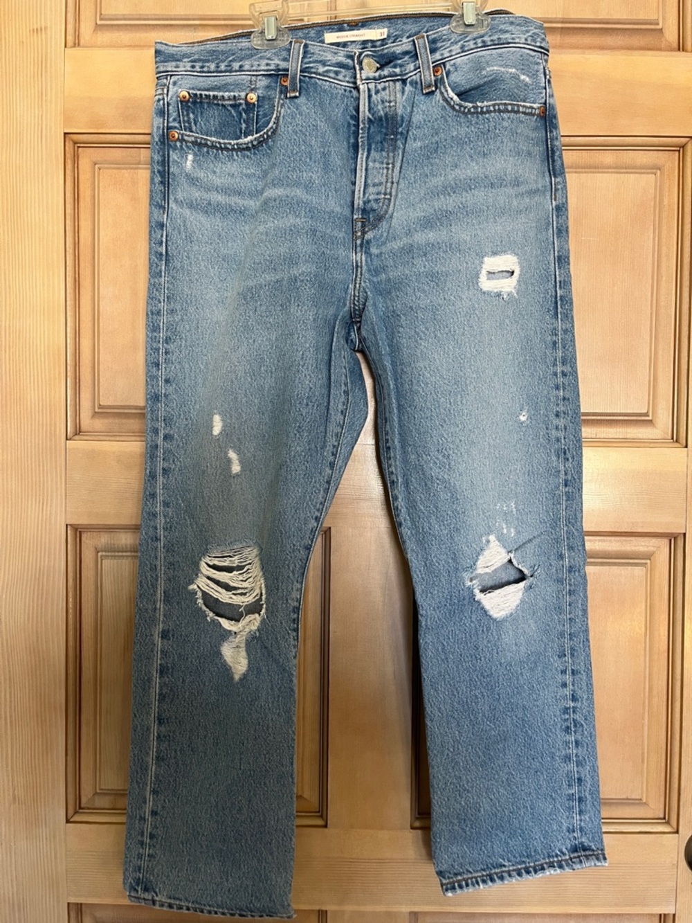 Levi's Distressed Blue Cropped Jeans